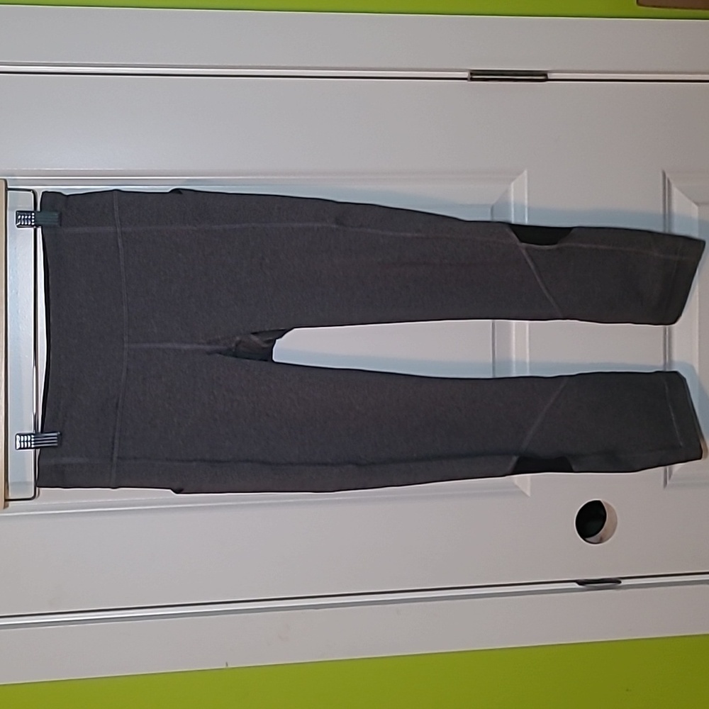 Lululemon Pace Rival Crops - Picture 3 of 7